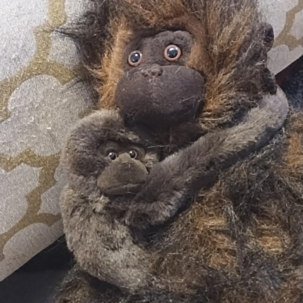 Plush Hairy Gorilla with Baby Stuffed Animal Toys monkey brown